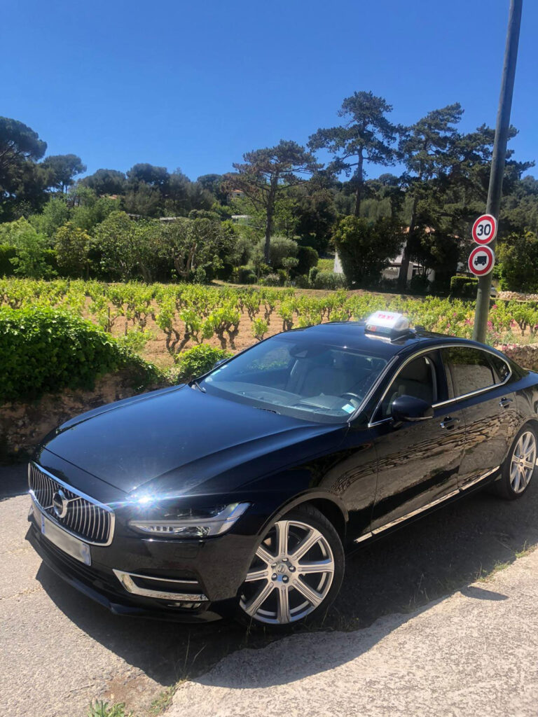 Taxi dans les vignes d'Éguilles